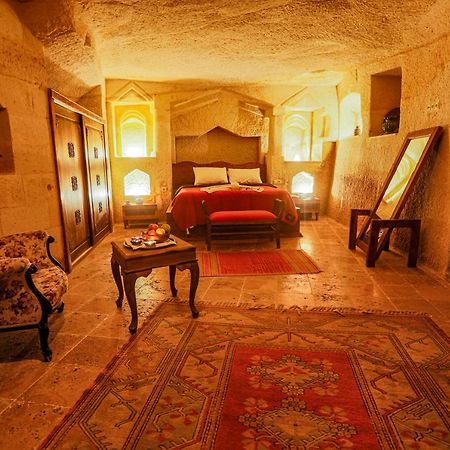 Sinasos Palace Cave Hotel Ürgüp Eksteriør billede
