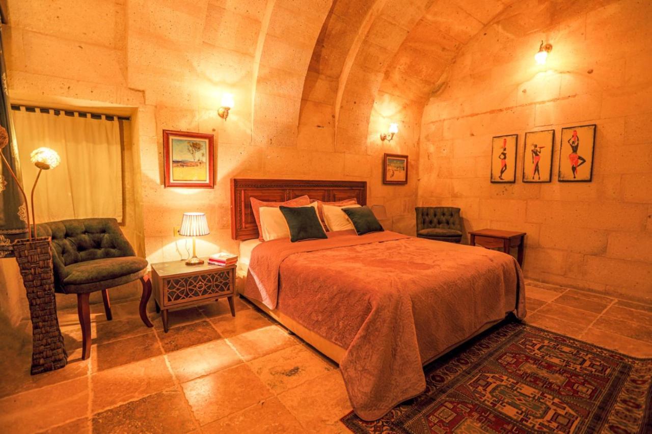 Sinasos Palace Cave Hotel Ürgüp Eksteriør billede